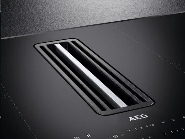 AEG CCS84751CB induksjonstopp med integrert ventilator