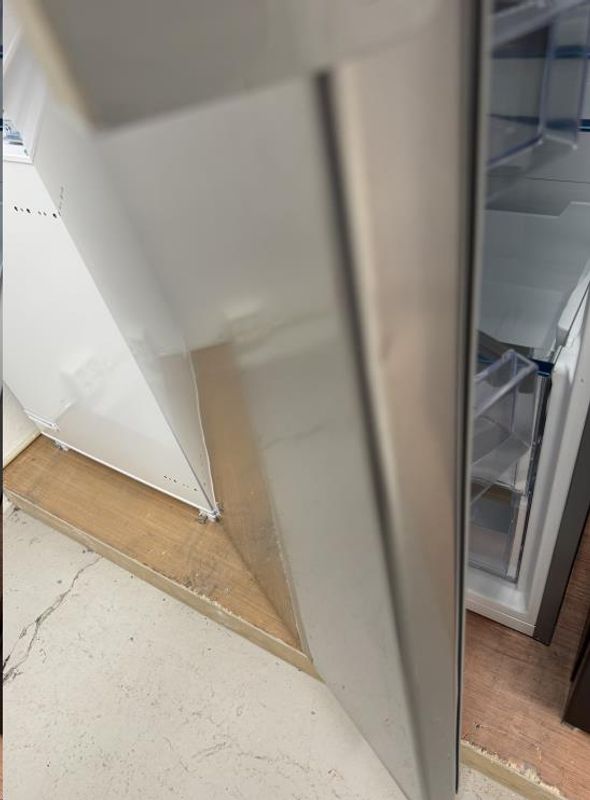 Whirlpool kjøleskap SW8AM2YXR2