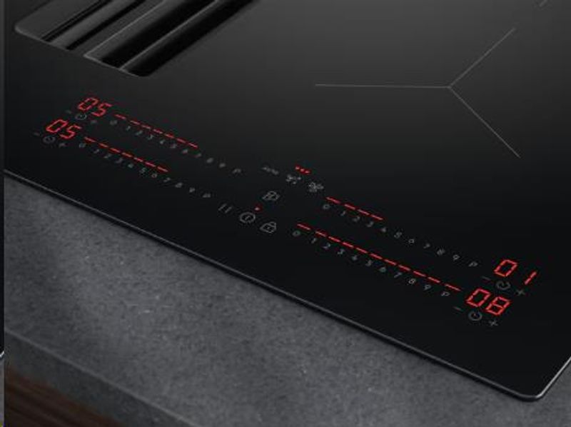 AEG TCH74B01CB  6000 Bridge with eXtractor 70 cm
